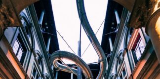 brown and gray concrete building