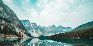 landscape photography of snowy mountains