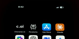 A close up of a cell phone with icons on it